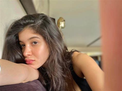 Photos Shanaya Kapoor S Gorgeous No Makeup Looks Prove That She Is A