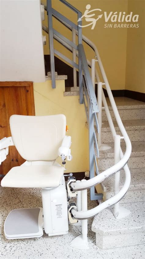 Silla Salvaescaleras Socius Instalada En Comunidad De Vecinos De