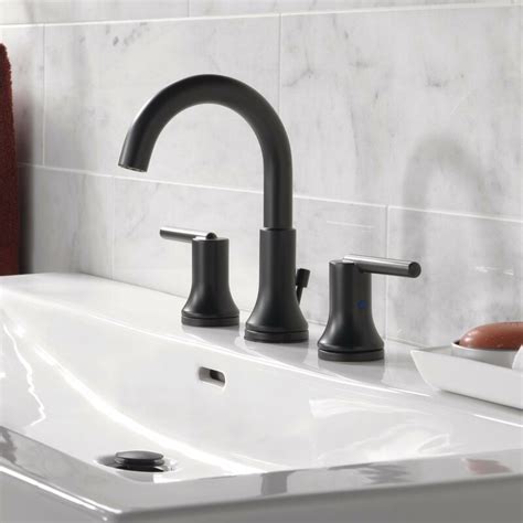 Delta Trinsic® Bathroom Widespread Bathroom Faucet With Drain Assembly And Diamond Seal