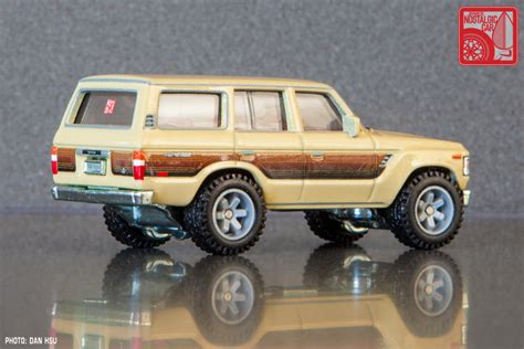 MINICARS Hot Wheels X JNC Toyota Land Cruiser FJ60 Japanese