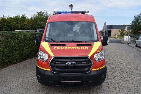 NEUFAHRZEUG Ford Transit Trend 350 L3H2 RAL 3000 9 Sitzer Feuerwehr MTW