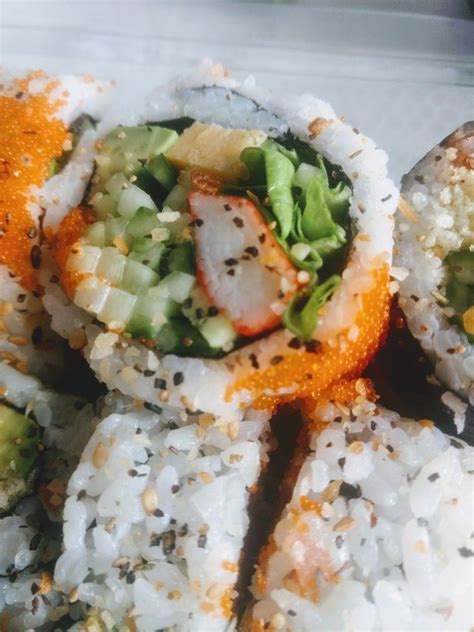 Sushi Love | Delicious Sushi Rolls