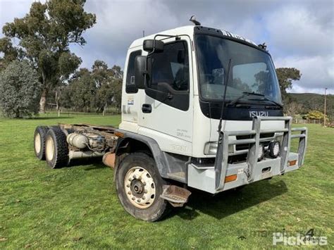 Buy Used Isuzu Fvz Tray Truck In Altona North Vic