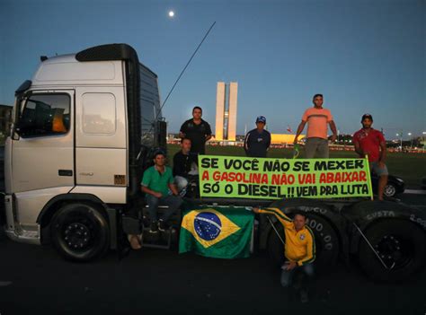 Dividido Movimento Por Greve De Caminhoneiros Perde For A Blog Do