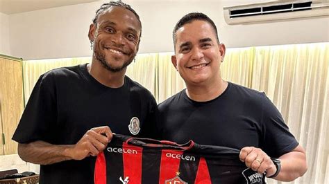 Vit Ria Pode Pagar Multa Milion Ria Para Rescindir Luiz Adriano