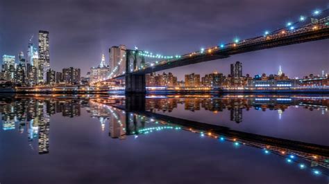 Brooklyn Bridge by night - backiee