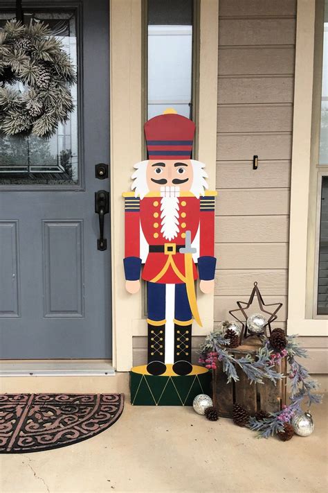 20 Large Nutcrackers For Front Porch The Urban Decor