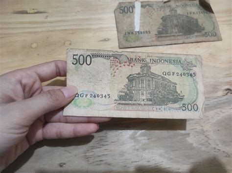 UANG KERTAS 500 RUPIAH - KIJANG - UANG KUNO KERTAS KIJANG BANK INDONESIA 500 RUPIAH - TAHUN 1988 ...