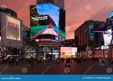 Yonge-Dundas Square in Toronto Canada at Sunset Editorial Photography ...