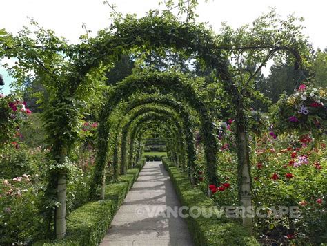 Top Five Reasons to Visit Butchart Gardens in Autumn | Vancouverscape