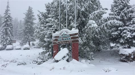 Snow causes Mount Shasta Ski Park to close early | KRCR