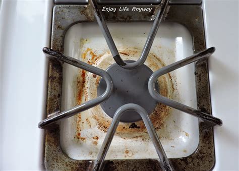 Enjoy Life Anyway The Easy Way To Clean Stove Burner Grates Or Drip Pans