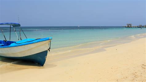 Best Roatan Honduras Beaches To Explore