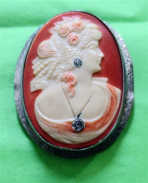 Vintage Mixed Shell Cameo Gem