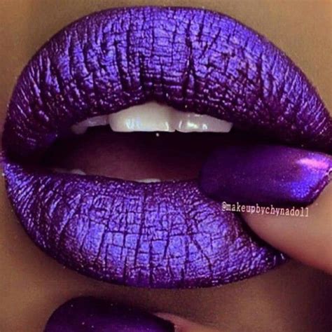 Maybelline Matte Metallics Lipstick Review And Swatches Purple Lips Purple Lipstick Lip Art