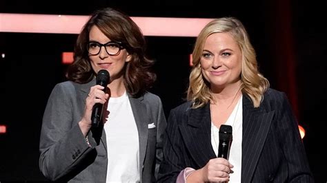 Tina Fey and Amy Poehler Announce New Dates for Their “Restless Leg” T ...