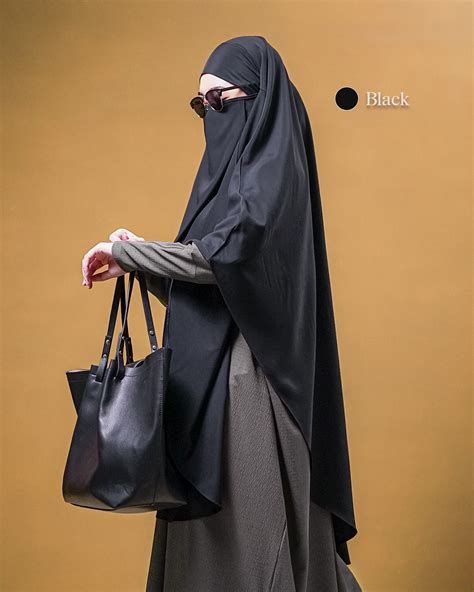 DMP Abaya Menyamarkan Bentuk Tubuh Eira French Khimar