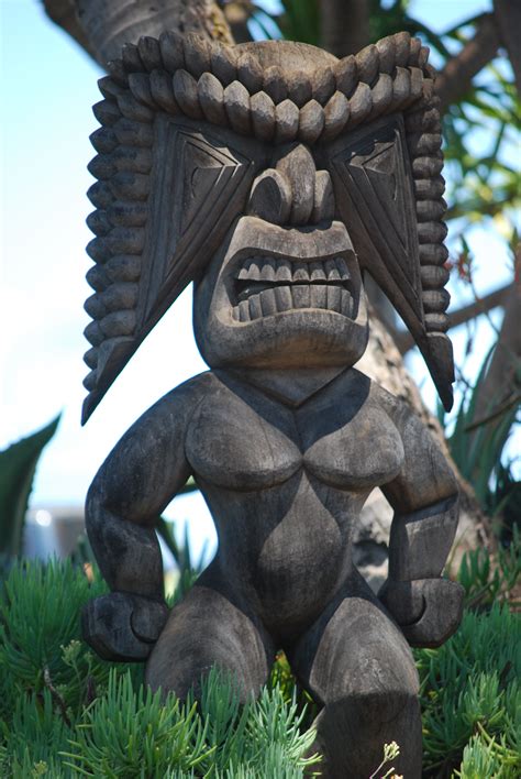 Modern Kona Style Temple Image Tiki Statues Tiki Art Hawaiian Tiki