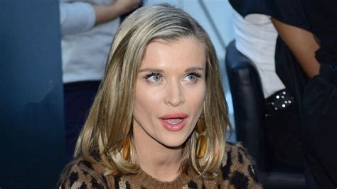 Tabloid Ujawnia Ile Pieni Dzy Joanna Krupa Mia A Zgarn W Ci Gu Dw Ch