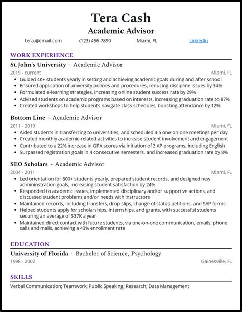 9 Academic Resume Examples [& Templates]