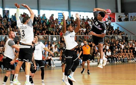 À Plougastel Daoulas 700 spectateurs au Challenge de handball