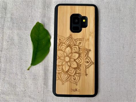 Wooden Samsung Galaxy S9 And S9 Plus Cases With Mandala Engraving