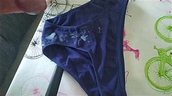 éjaculation dans la culotte de mon voisin XVIDEOS