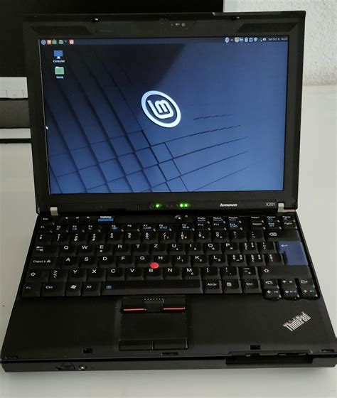 Retro computing - review of the Lenovo Thinkpad X201 | sbozich