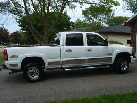 Sell Used 2006 Gmc Sierra 2500 Slt Crewcab In Marshfield Wisconsin United States For Us