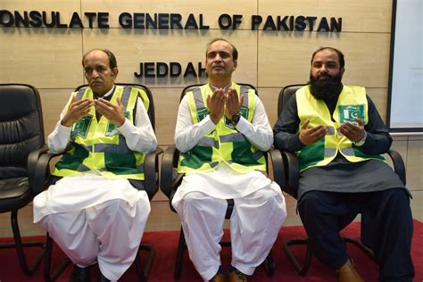 Consulate General Of Pakistan Jeddah Recognizes Volunteers For Hajj