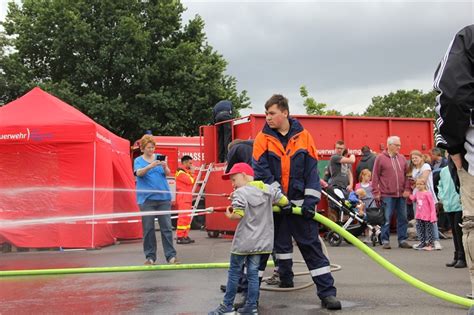 Tag Der Offenen T R Bei Der Feuerwehr