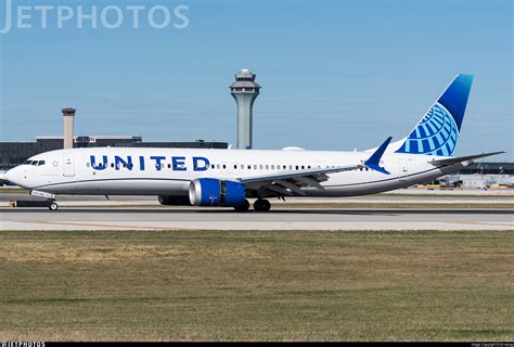 N37531 Boeing 737 9 Max United Airlines Bill Wang Jetphotos