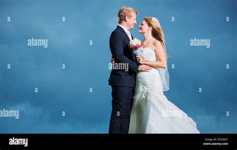 Wedding, Happy couple in love Stock Photo - Alamy