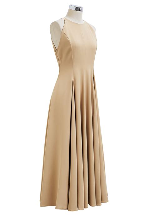 Refined Halter Neck Panelled Midi Dress In Camel Retro Indie And