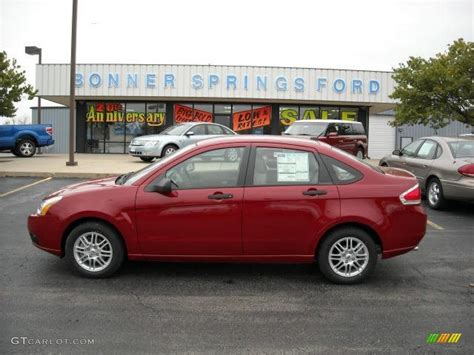 Sangria Red Metallic Ford Focus Se Sedan Photo