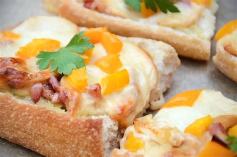 Tartines à la scamorza fumée Cuisine à l ouest