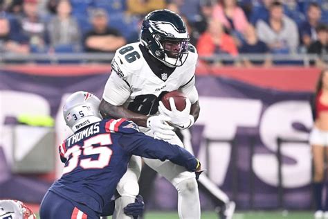 Eagles Pff Grades 7 Best Performers On Offense In Preseason Win Over