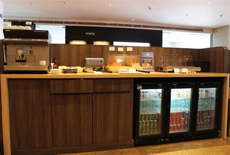 Travel Club Lounge At Chennai Airport Review International Cardexpert