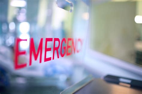When to Go to the Emergency Room vs Urgent Care Clinic: Understanding