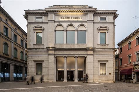 Il Teatro Toniolo Entra Gratuitamente In Streaming Nella Case Dei