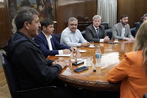 Massa Se Reunió Con Gobernadores Entre Ellos Ziliotto Para Avanzar