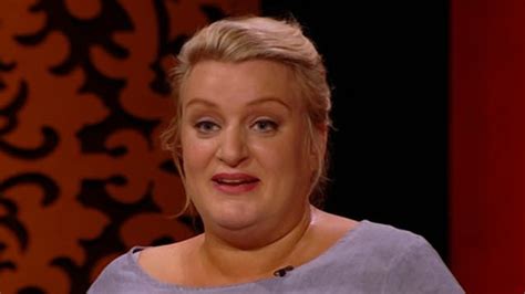 Watch: Daisy May Cooper totally brought a crumpet into Taskmaster ...