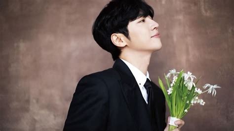 Korea Actor Lee Sang Yeob Ties The Knot, Shares Dreamy Wedding Photos ...