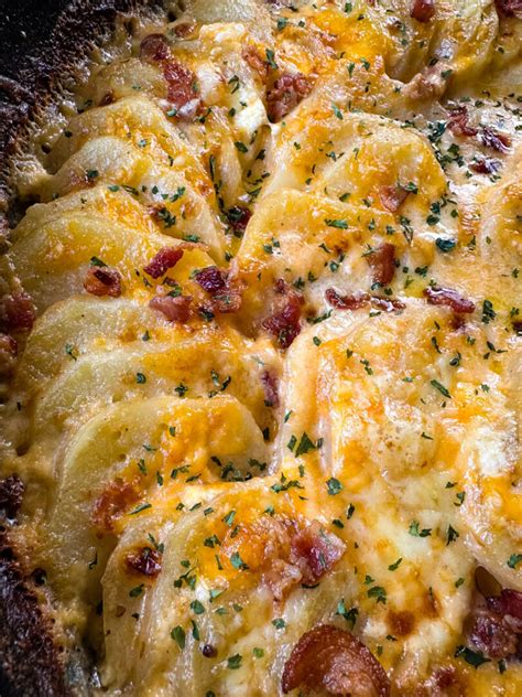 Au Gratin Potatoes With Bacon And Cheese