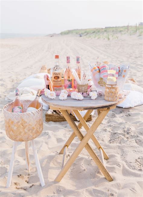 beach picnic birthday party ideas - Nenita Olsen