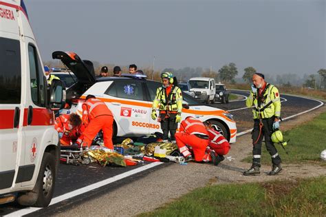 Incidente A Maccarese Enne Perde Il Controllo Della Moto E Muore Sul