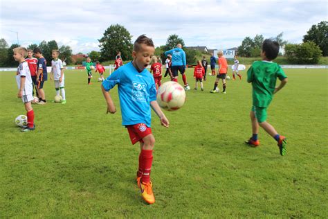 Fussballcamp Ferien Fussball Camp Schmid