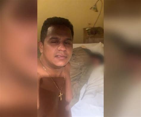 Notícias Homem Foge Após Degolar Filha Da Ex Mulher Com Facão No Dia