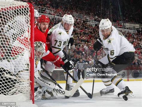 Joe Daley Ice Hockey Photos And Premium High Res Pictures Getty Images