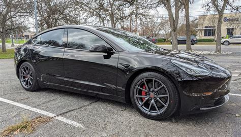 Red Brake Calipers With Aero Covers Off Tesla Motors Club